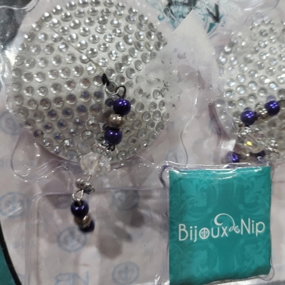 2️⃣9️⃣ Latex Free Adhesive Nip Covers Pasties Self Adhesive White Purple… - Picture 3 of 5